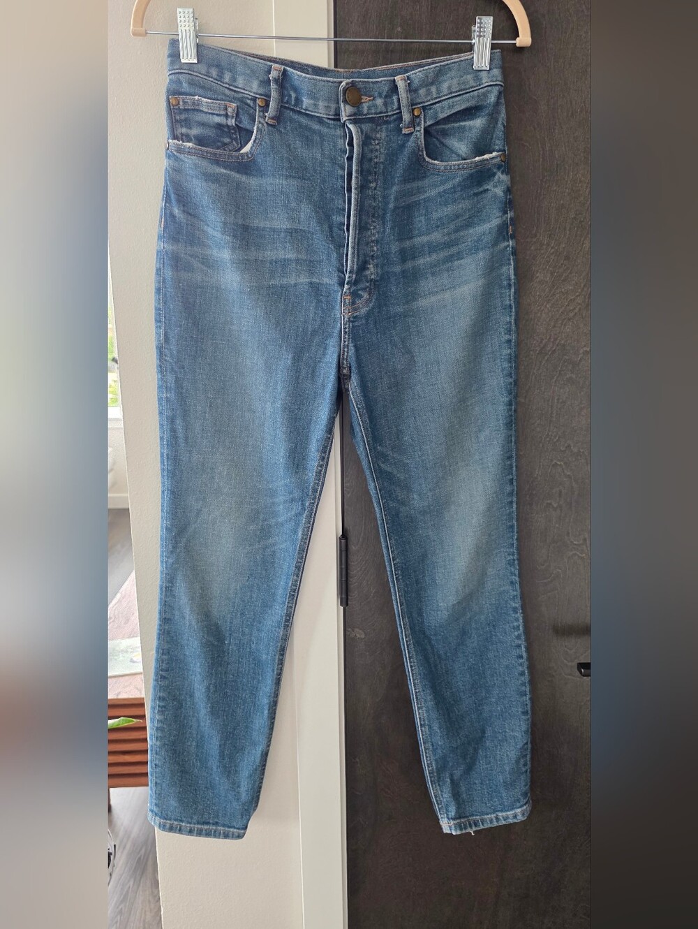 The GREAT Straight Leg Denim Size 29